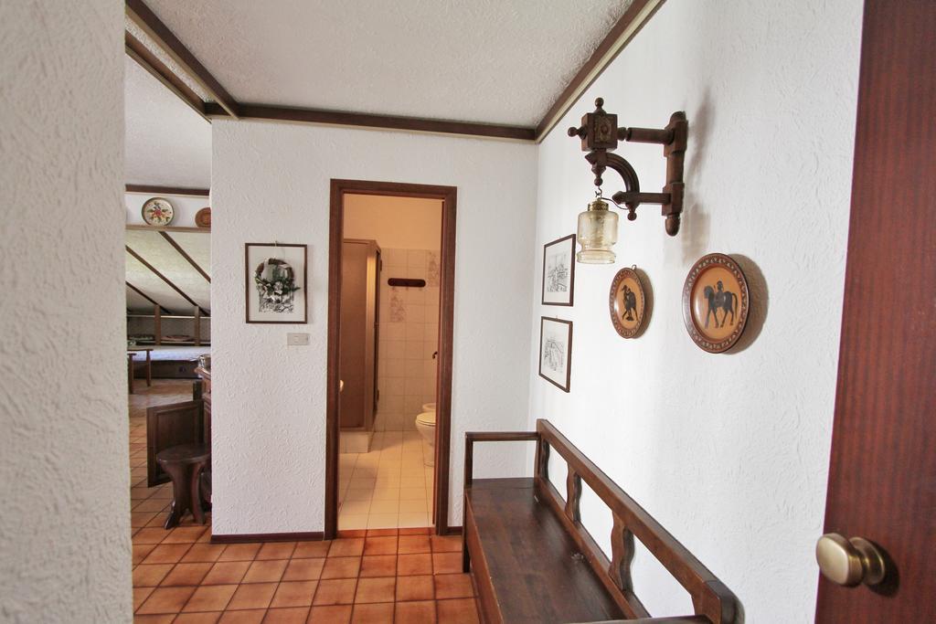 Hostdomus - Bi Level Apartment Pragelato Buitenkant foto