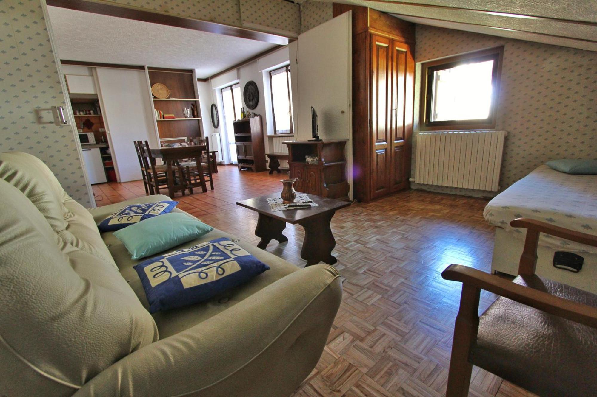 Hostdomus - Bi Level Apartment Pragelato Buitenkant foto